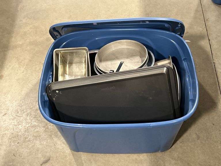 TOTE OF KITCHENWARE