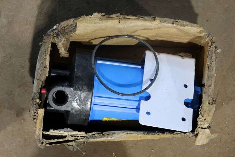10 MICRON SPUN POLYPROPYLENE & FILTER HOUSING