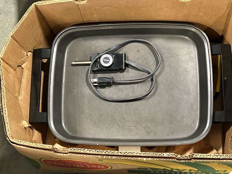 2 BOXES OF ROASTING PANS, COOKWARE ETC.