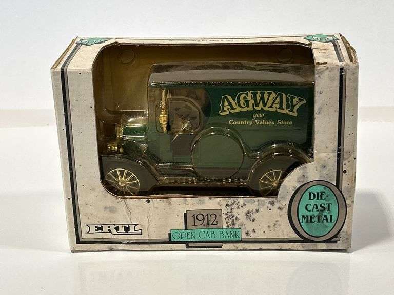 ERTL AGWAY 1912 OPEN CAB BANK - 1/25