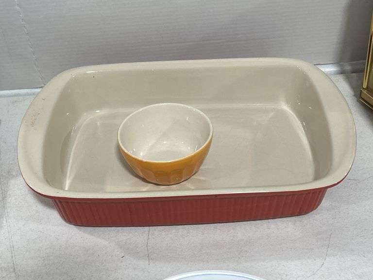CORELLE PLATES & BOWLS, CERAMIC SERVING BOWL & CASSEROLE DISH