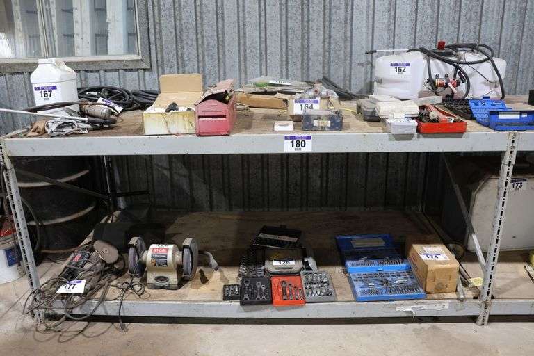 METAL SHELVING UNIT