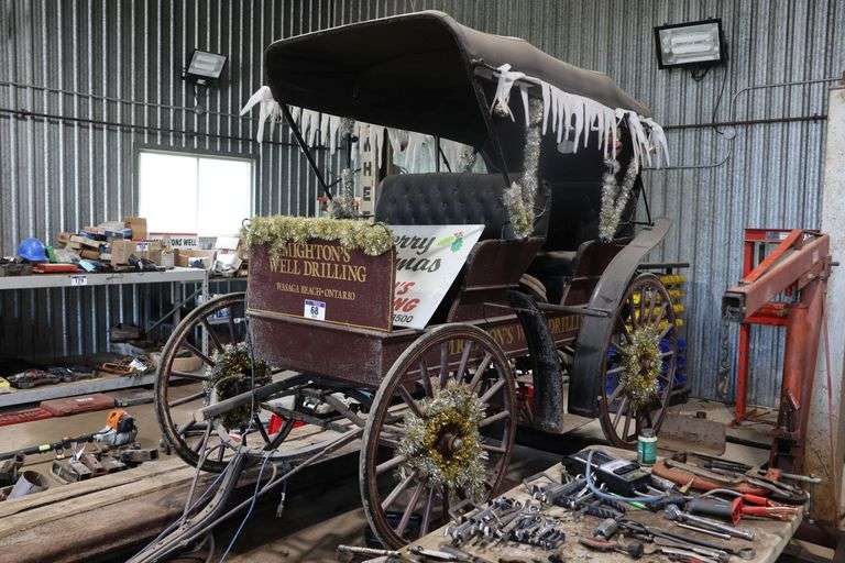 4 SEAT HORSE BUGGY