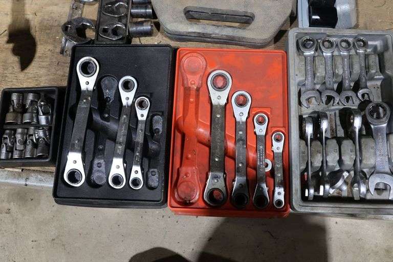 ASSORTED WRENCH & SOCKET SETS - IMCOMPLETE
