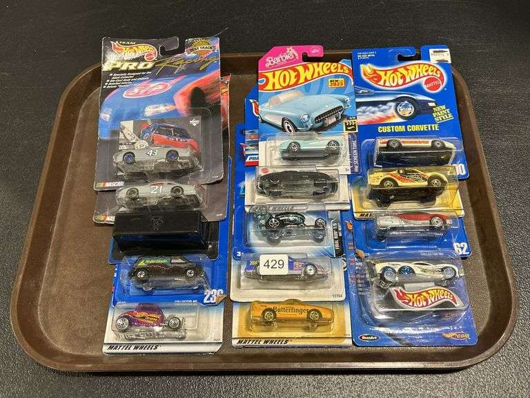 GROUP OF ASSORTED HOT WHEELS CARS