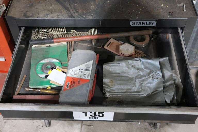 STANLEY ROLLING TOOL CART & CONTENTS
