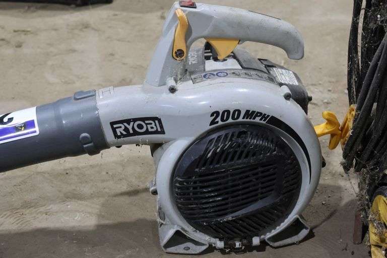 RYOBI GAS BLOWER