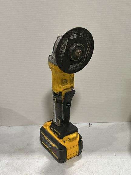 DEWALT 60 VOLT CORDLESS GRINDER WITH BATTERY - NO CHARGER