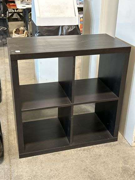 CUBE STORAGE SHELF