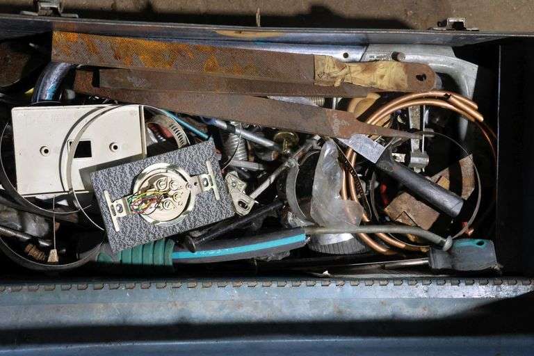 2 TOOLBOXES WITH CONTENTS