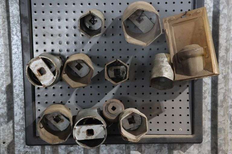 GROUP OF LARGE SOCKETS