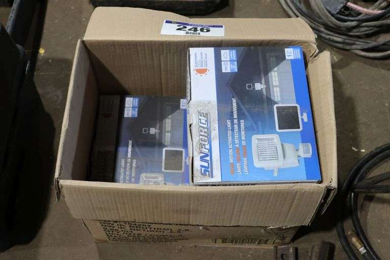 3 SUNFORCE SOLAR MOTION ACTIVATED LIGHTS