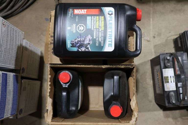 12 JUGS OF FLEETRITE 50/50 COOLANTS