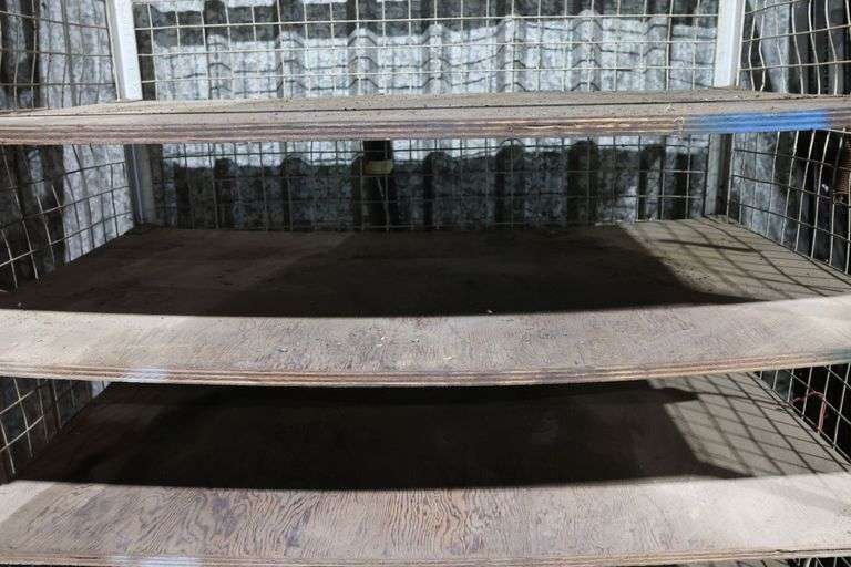 SHELVING UNIT