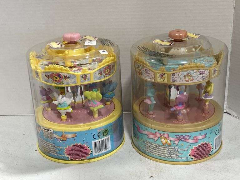 2 MUSIC N' MOTION CAROUSELS, MELISSA & DOUG VEHICLE CARRIER & RICHELIEU ANIMAL FIGURINES
