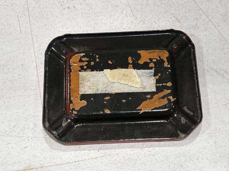 CANADA BUD PORCELAIN ASHTRAY