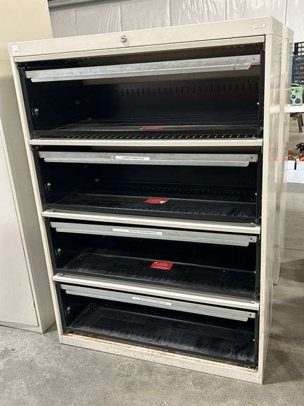 METAL FILING CABINET