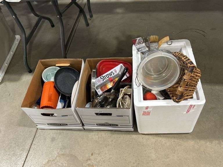 3 BOXES OF ASSORTED KITCHEN ITEMS