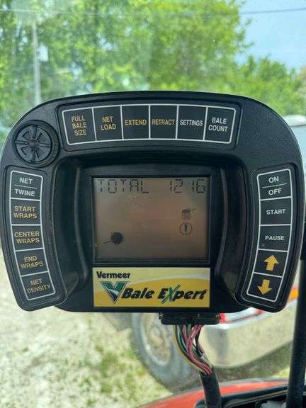 2015 VERMEER REBEL 5420 ROUND BALER