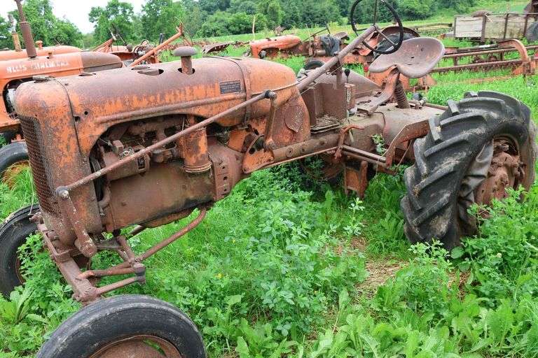 ALLIS CHALMERS 'CA' TRACTOR