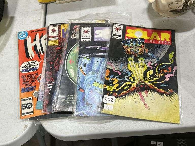 COMIC BOOKS