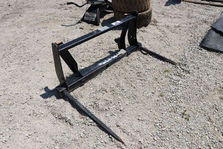 2 PRONG BALE SPEAR