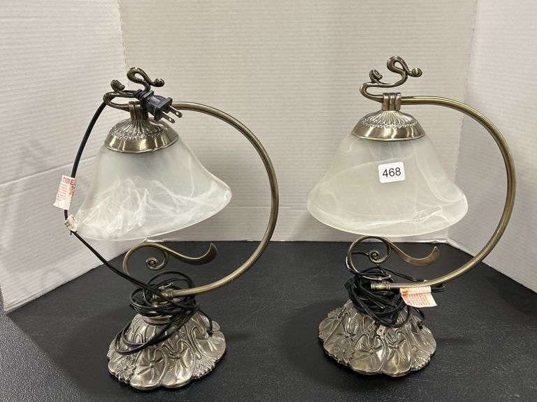 PAIR OF TABLE LAMPS - 15"