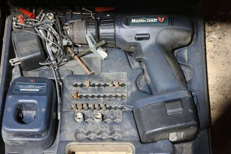 MASTERCRAFT DRILL WITH BATTERY & CHARGER, BLACK & DECKER ELECTRIC DRILL, SPOT SAND BLASTER