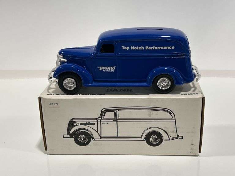 ERTL PRONTO AUTO PARTS 1938 PANEL TRUCK BANK - 1/25