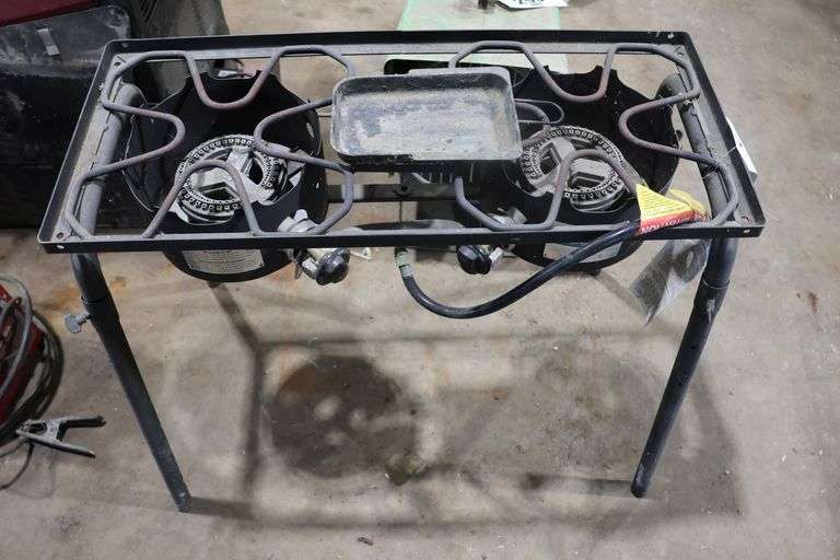 EXPLORER 2 BURNER PROPANE STOVE