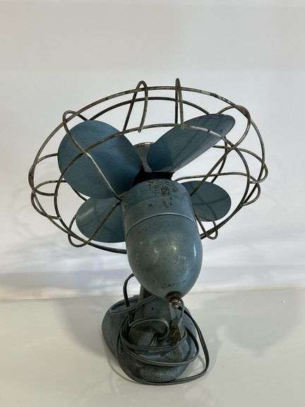 VINTAGE ELECTROHOME TABLE FAN