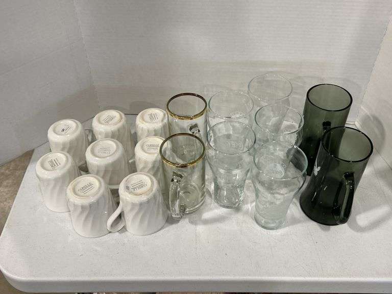 DRINKING GLASSES & MUGS