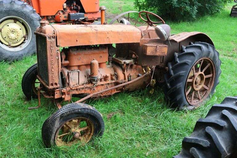 ALLIS CHALMERS UNITED TRACTOR