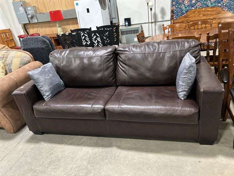 COUCH - 84"X37"X37"