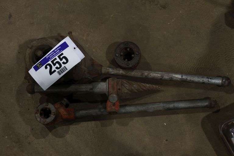 PIPE THREADERS