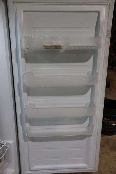 CLASSIC UPRIGHT FREEZER