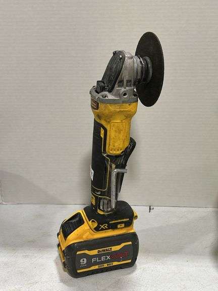 DEWALT 60 VOLT CORDLESS GRINDER WITH BATTERY - NO CHARGER
