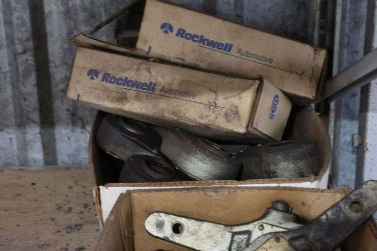 GROUP OF BRAKE SLACK ADJUSTERS