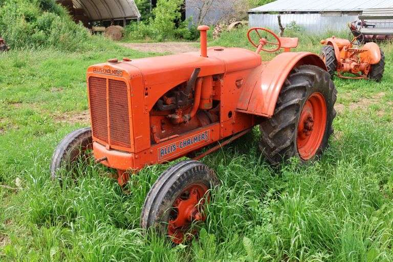 ALLIS CHALMERS 'WF' UNSTYLED TRACTOR