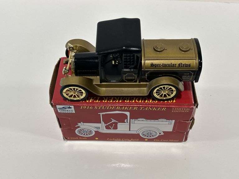 SPECCAST SPEC-TACULAR NEWS 1916 STUDEBAKER TANKER TRUCK BANK - 1/25