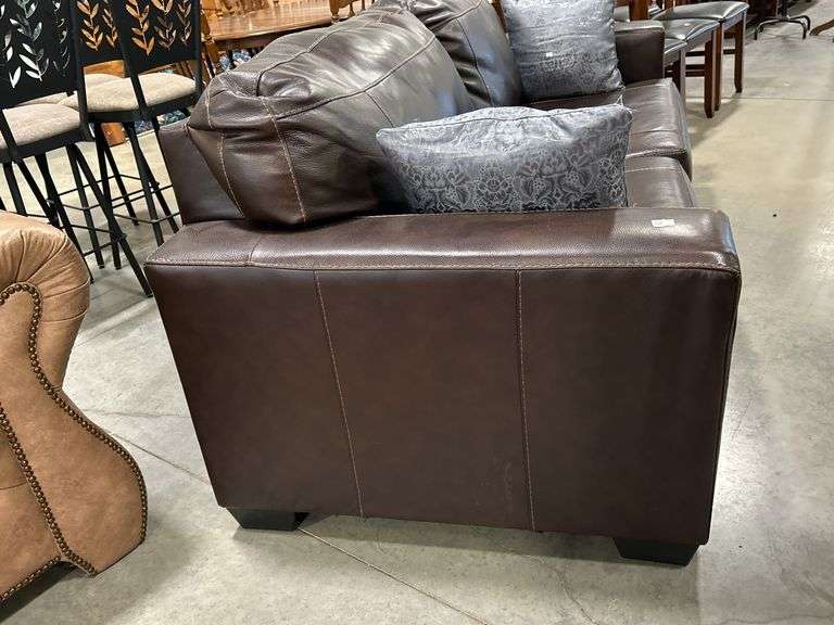 COUCH - 84"X37"X37"