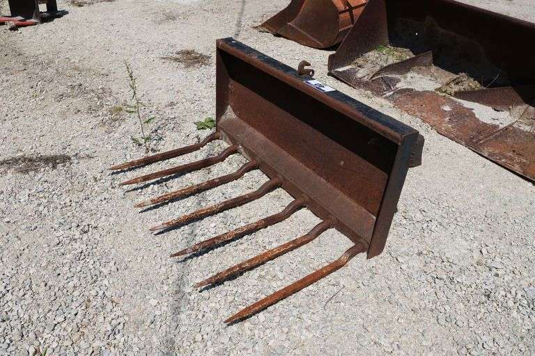48" SKID STEER ATTACH MANURE BUCKET