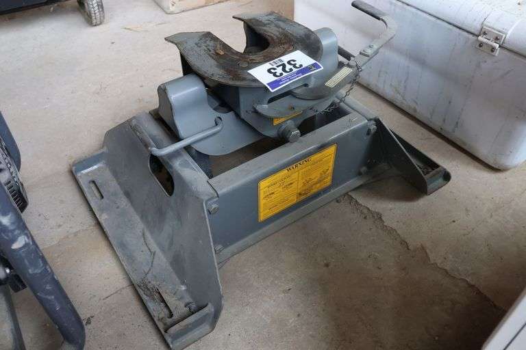 5TH WHEEL TRAILER HITCH