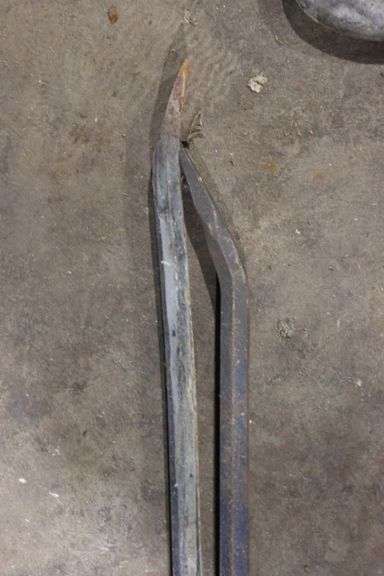 2 PRY BARS