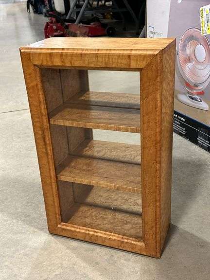 DISPLAY CABINET - 11"X5"X18"
