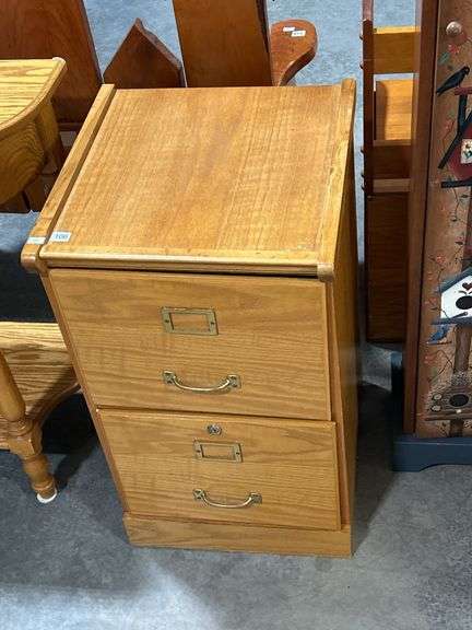 OAK FILING CABINET - 16"X17"X28"