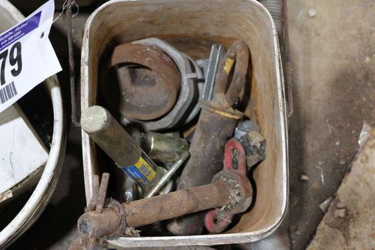 GROUP OF METAL FITTINGS