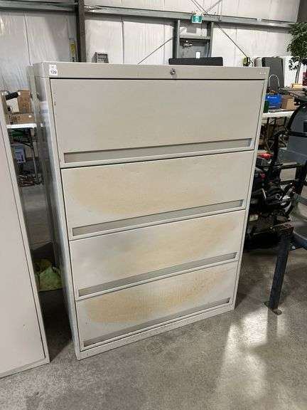 METAL FILING CABINET
