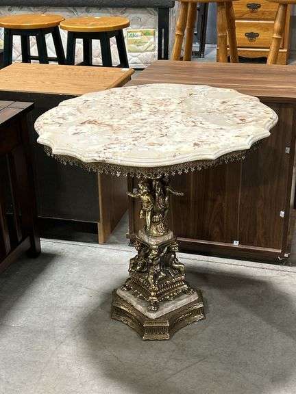 MARBLE TOP ORNATE PEDESTAL TABLE - 24"X24"