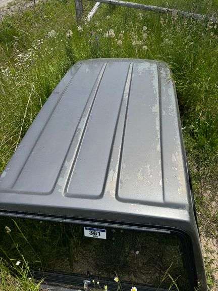 TRUCK TOPPER - 8'